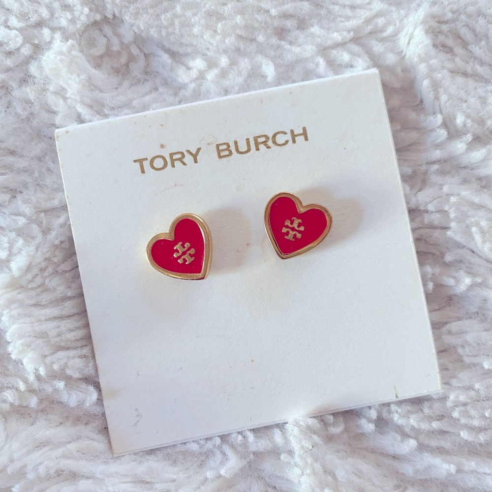 Tory Burch ♥️ Heart-Shaped Studs